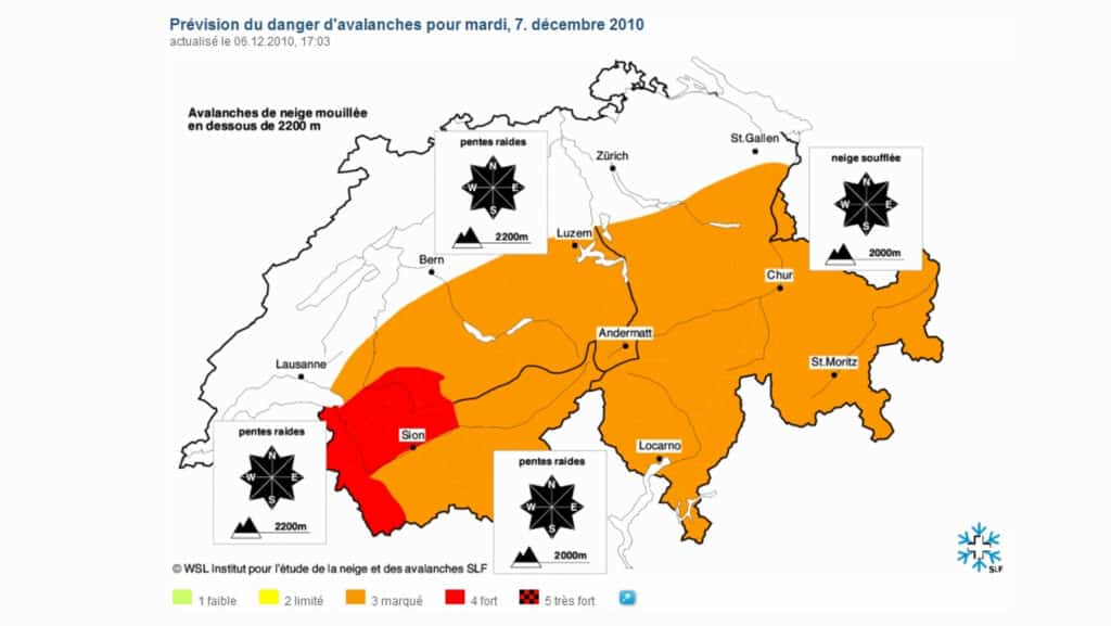 Carte de la prévision du danger d'avalanches pour le 7 décembre 2010, montrant les zones à risque en Suisse avec des indications de danger et d'altitude.