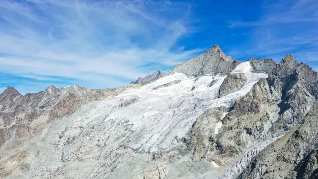 Sur le chemin de la cabane du Grand Mountet