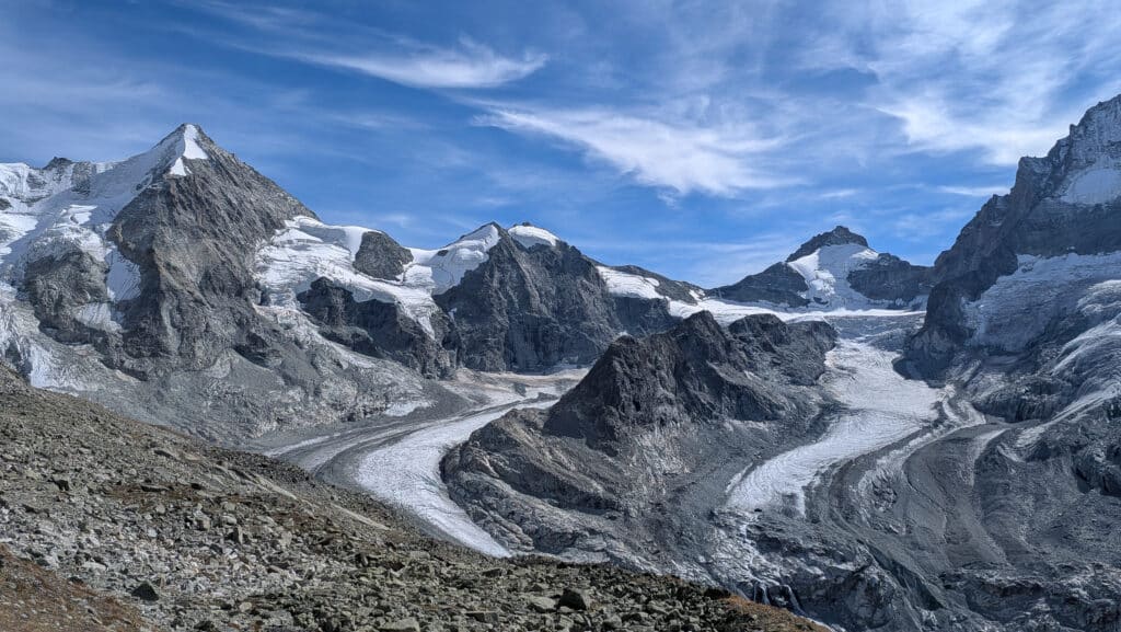 Sur le chemin de la cabane du Grand Mountet
