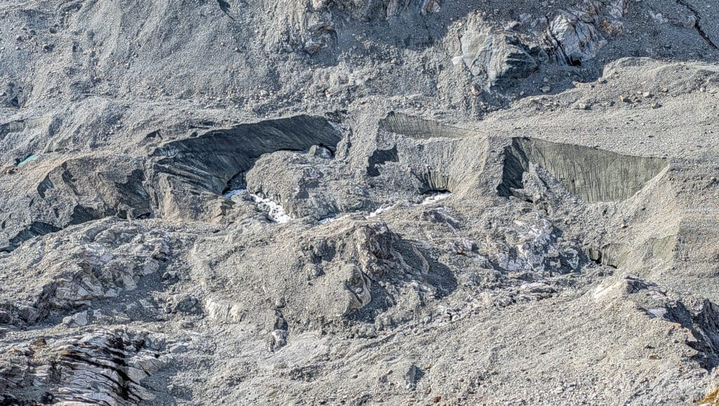 Sur le chemin de la cabane du Grand Mountet